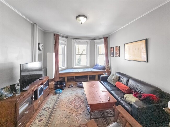 Photo - 593 Centre St Unit 3