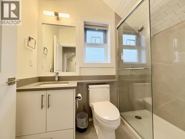 Photo - 6 W 47th Ave