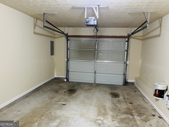 Photo - 2119 Manhattan Pkwy