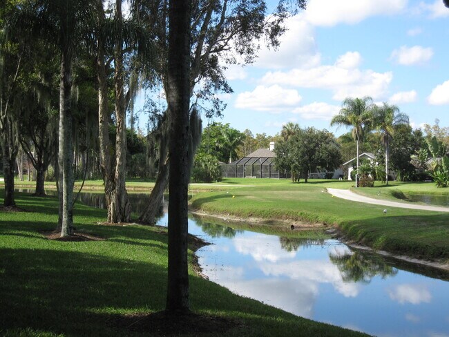 Photo - 7141 Golden Eagle Ct Unidad 813