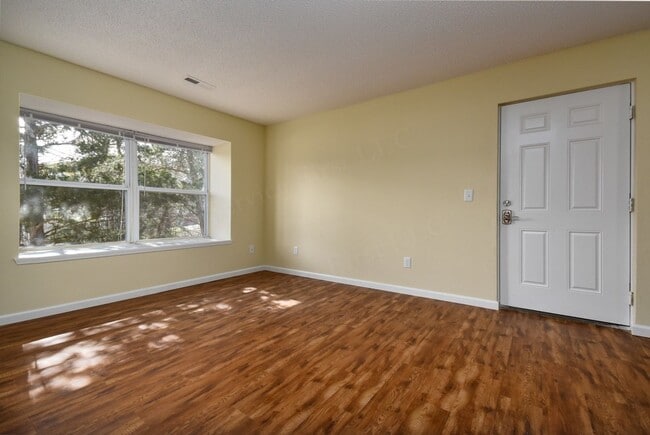 Photo - Table Rock Apartments Unit B17