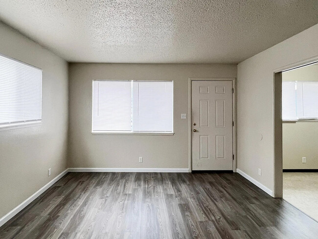 Photo - 831 16th St Apartments Unit 831