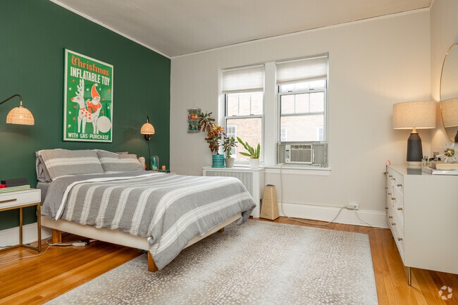 2 BR, 1 BA - Bedroom - Ashland Assoc.