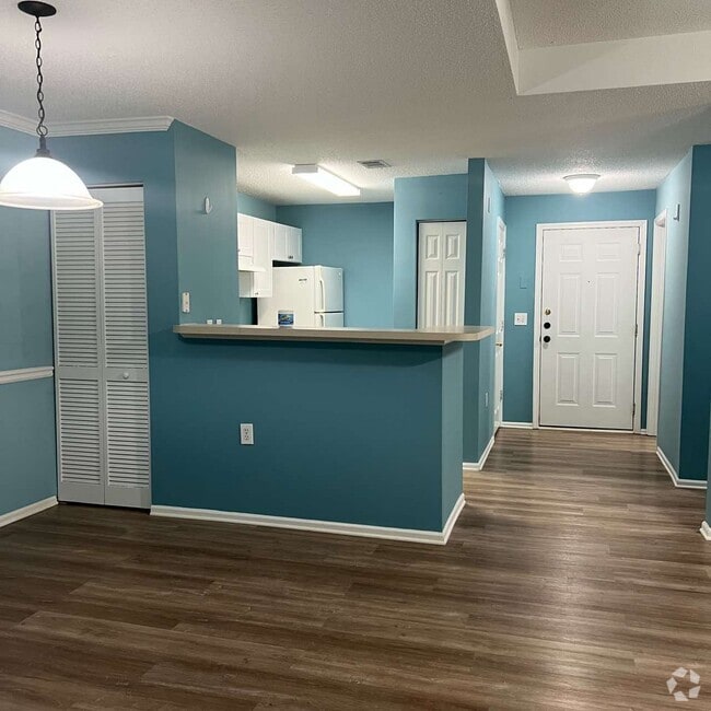 Building Photo - 50 Pebble Beach Cove Rental