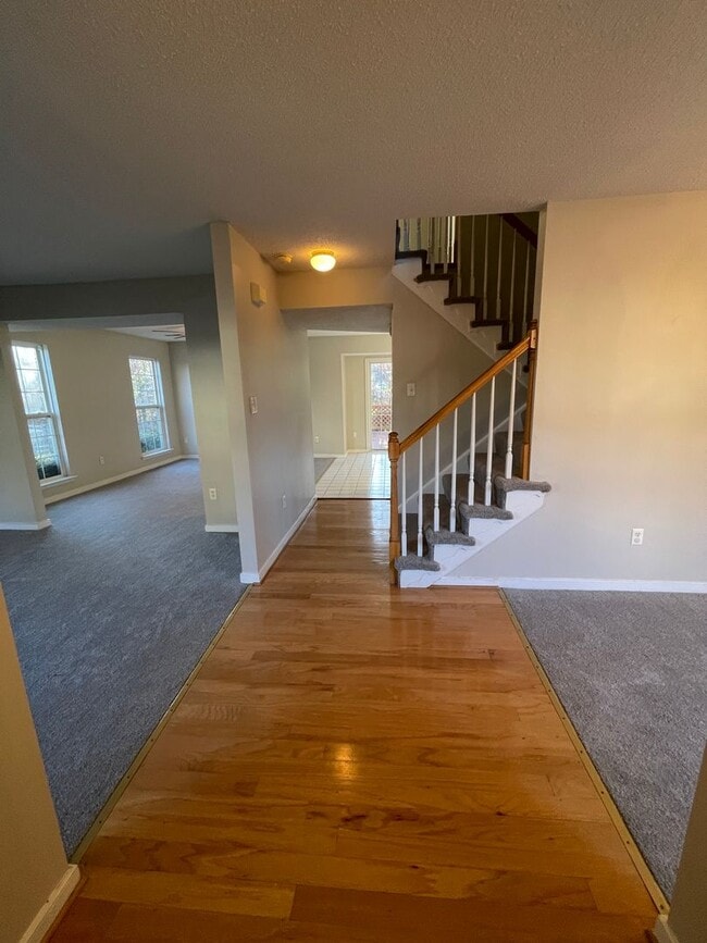 Photo - Beautiful two story home in the Ashbrook Community!