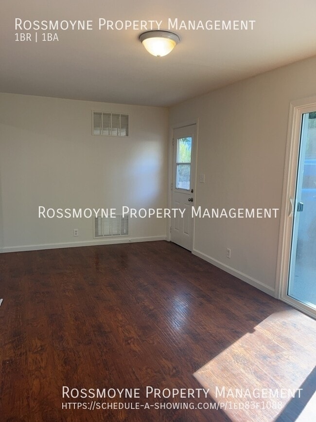 Photo - 529.5 N Jackson St