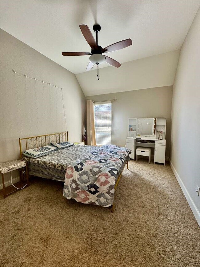 Photo - 18614 Town Bluff Dr