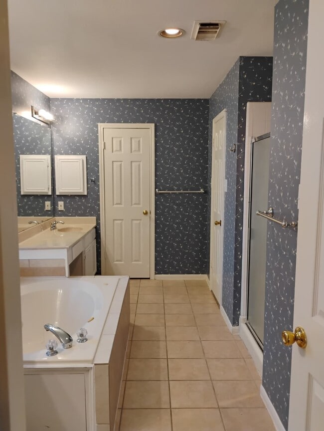 Photo - 231 Cedar Elm Ln