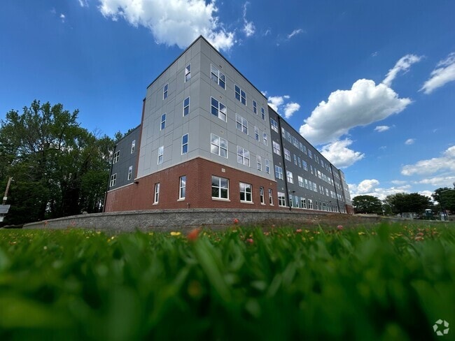 Building Photo - Residences at Harper Rental