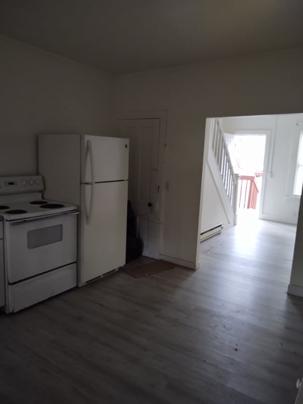 Photo - 52 Hallet St