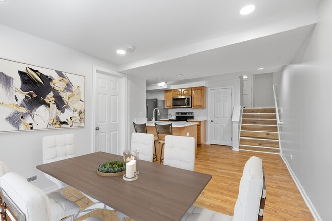 Photo - 8824 Robin Dr