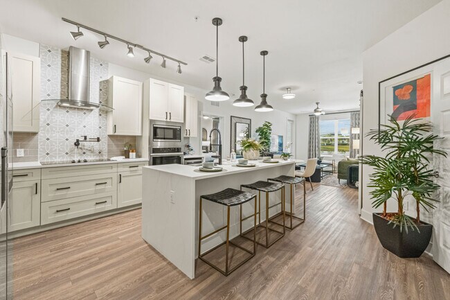 Building Photo - Grande Pointe