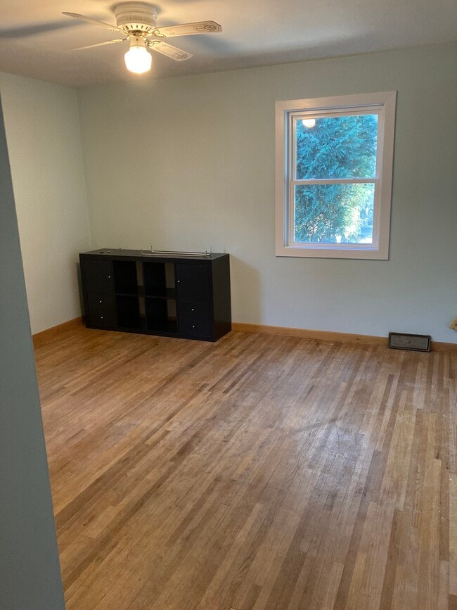 Photo - 1204 Hill Ave