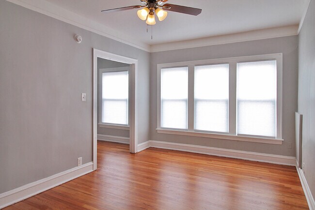 Photo - 165 S. Oak Park Ave.