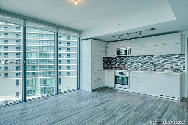 Photo - 650 NE 32nd St Unit 1208