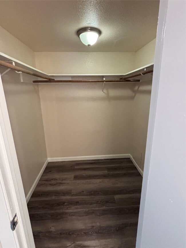 Photo - 9606 Benthos Dr