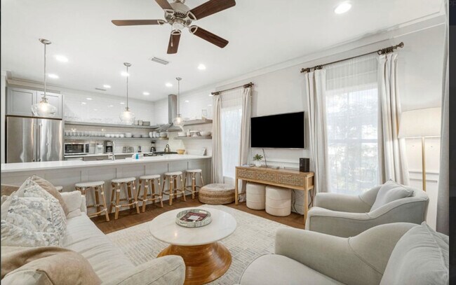 587 Patina Blvd Unit SI ID1462119P