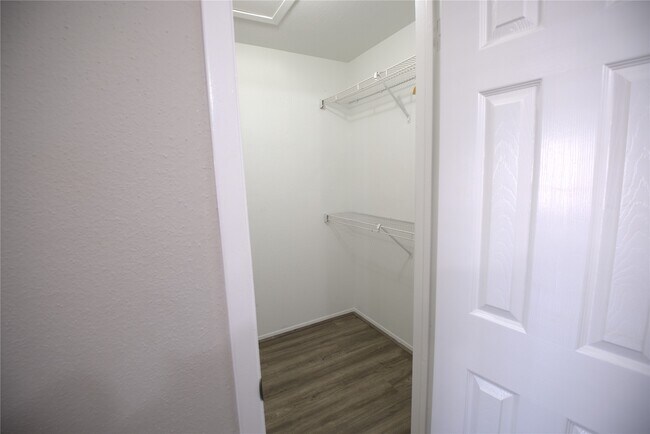 Photo - 4444 Victory Dr Unit 1208
