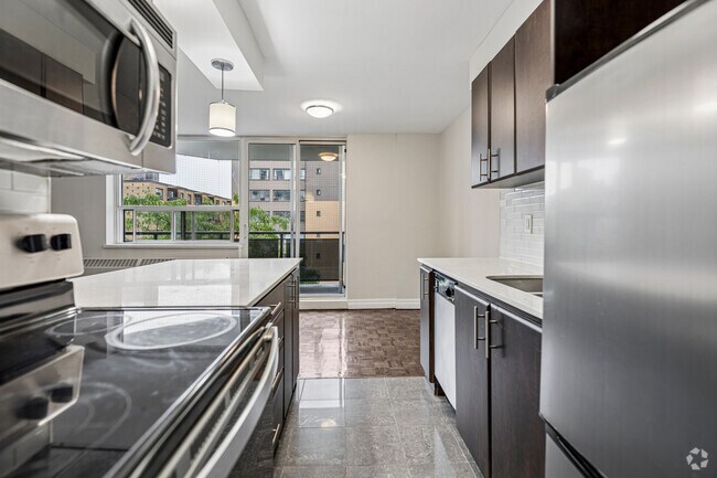 1BR, 1BA - 654SF - Kitchen