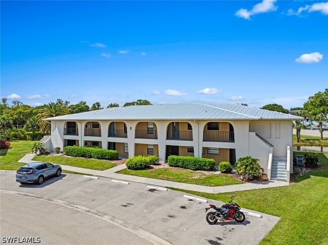 Photo - 151 Cypress Way E Unit D3