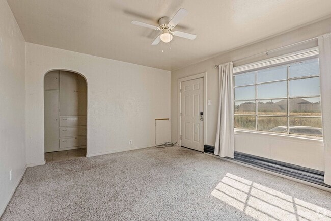 Building Photo - M311AR Unit A Rental