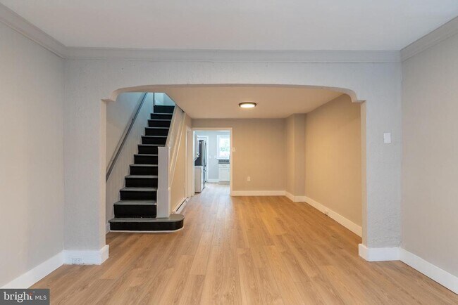 Building Photo - 2552 Coral St