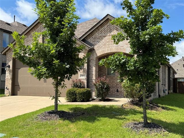 Building Photo - 2411 Doncaster Dr