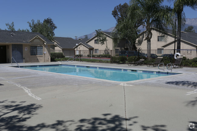 Cottonwood Apartments - Cottonwood Apartments