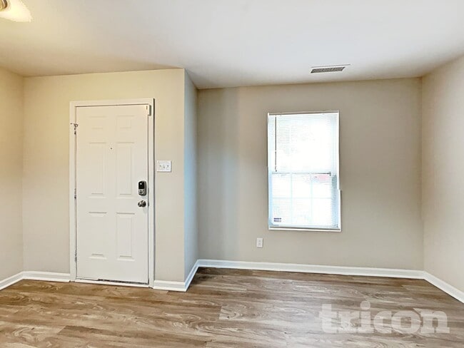 Photo - 7242 Fox Point Dr