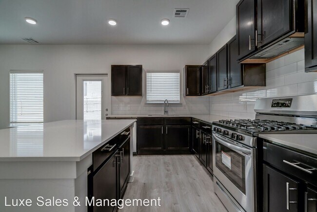 Photo - 3 br, 2.5 bath House - 13505 Vinita Drive