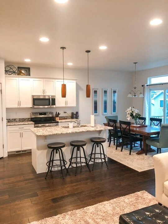 Photo - 4162 Cresthaven Ln