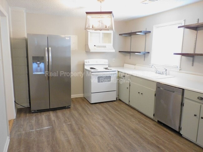 Photo - 1905 Palm St