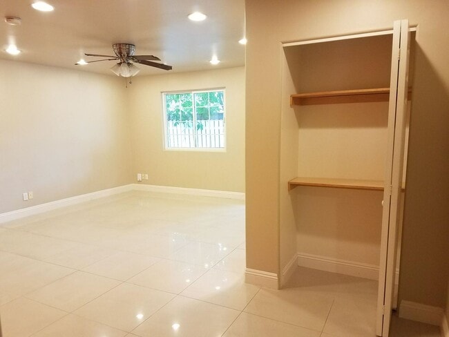 Photo - Pet Friendly, Ground Level, W/D, Great Location, Private fenced yard!