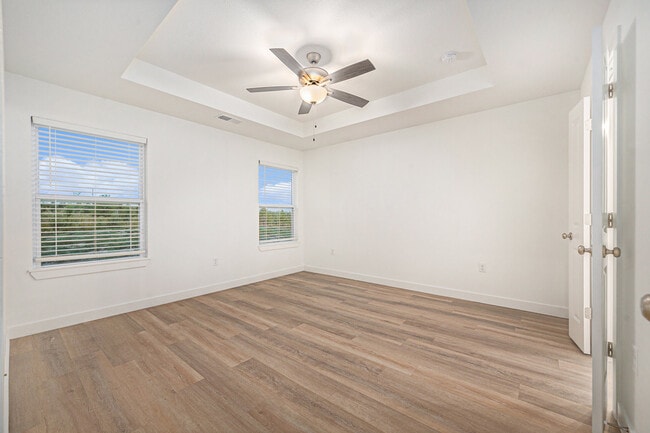 Photo - 3803 NW 93rd St