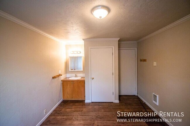 Photo - 1827 Harris St Unidad 113