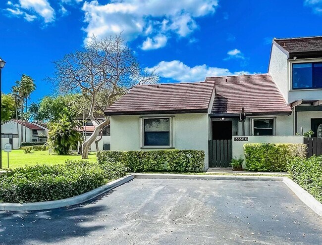 Building Photo - 13360 SW 89th Ter