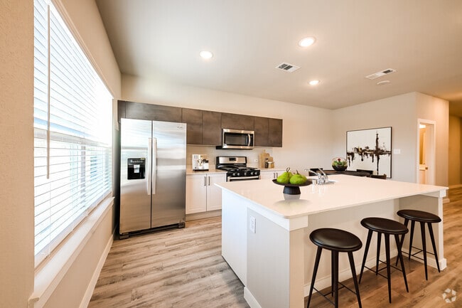 Building Photo - Residences at Hudson Hollow Rental