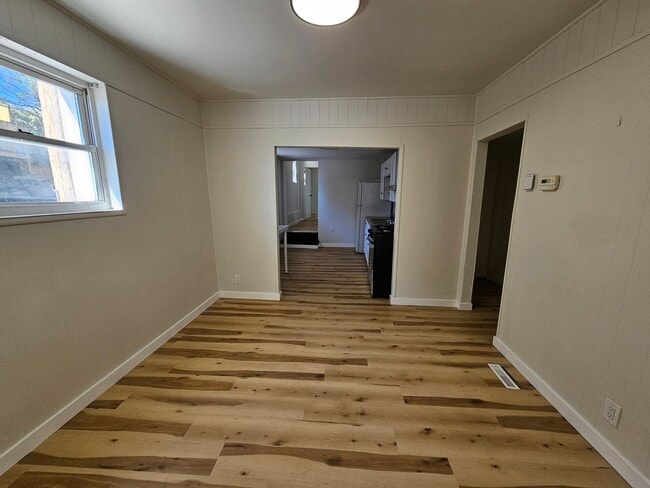 Photo - Newly updated 2 bedroom 1 bath apartment f...