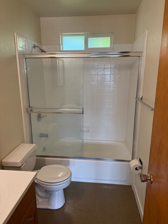 Photo - 191 Burnham Ct Unit C