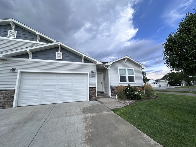 Building Photo - 2830 Blackwood