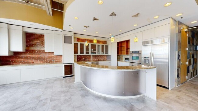 Photo - 1635 Washington Ave Unidad 912