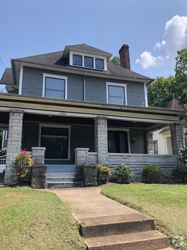 Building Photo - 6-bedroom 3 bath walking distance to WKU a... Rental