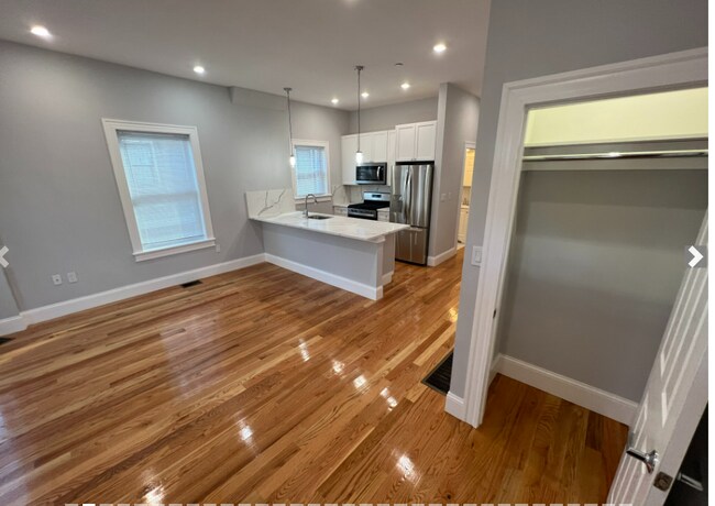 Photo - 21 Alpine St