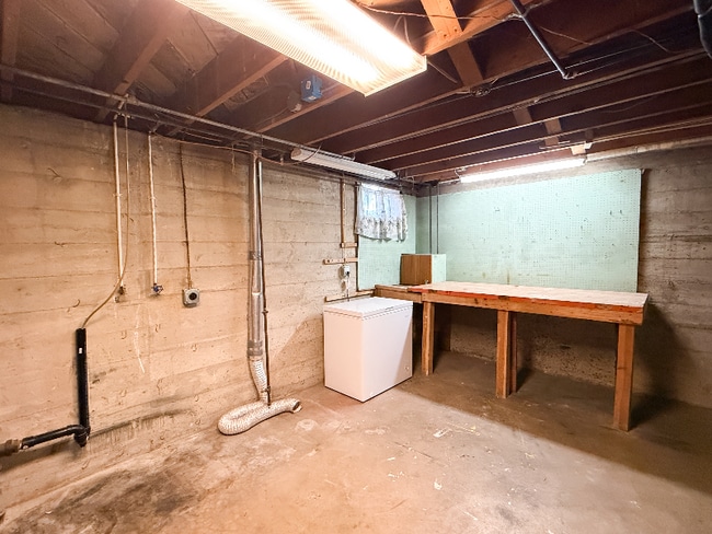 Photo - 3360 Gramercy Ave Unidad A