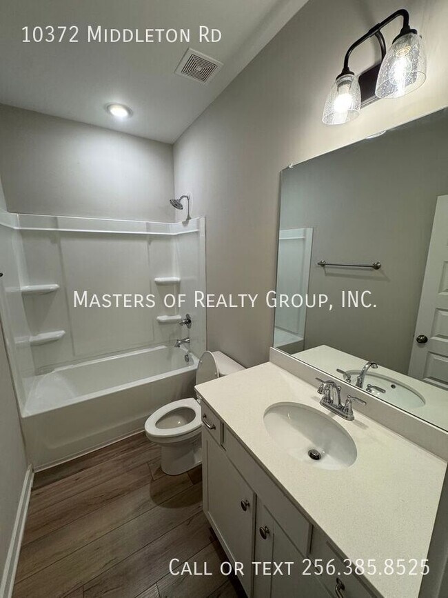 Photo - 10372 Middleton Rd