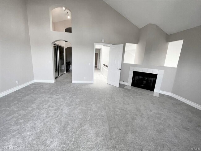 Photo - 3 br, 3 bath Condo - 16 Cellini