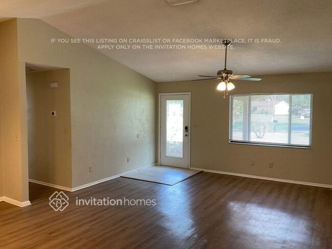 Photo - 1223 Ryan St Casa