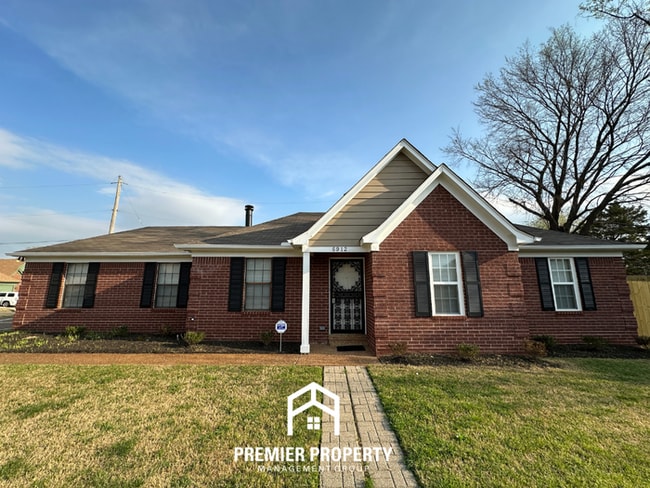 Building Photo - Newly Renovated 4BR/2BA Home in 38141 | Vaulted Ceilings, 2-Car Garage & Stainless Steel Stove