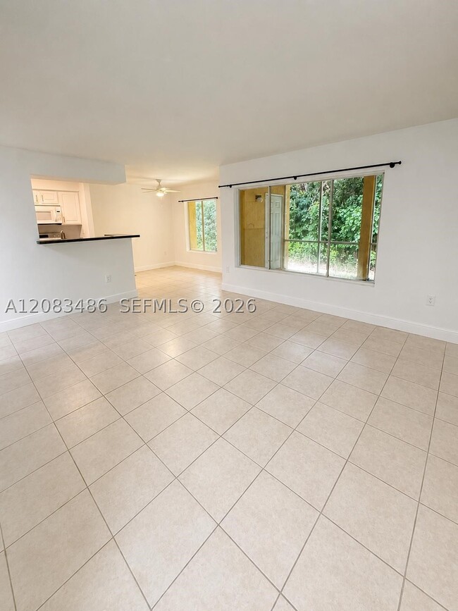 Photo - 2642 NW 33rd St Unit 1904