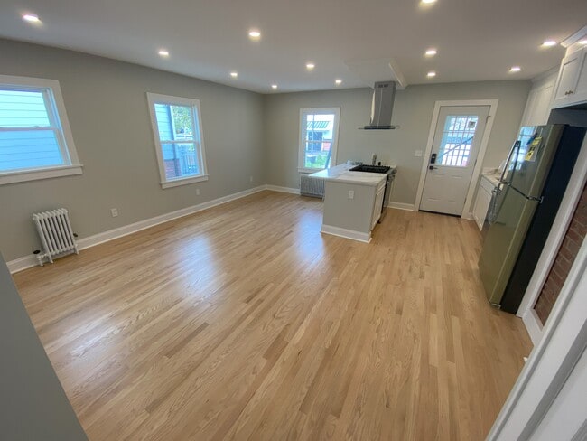 Building Photo - 11 Lagrange Ave Unit 1 Rental